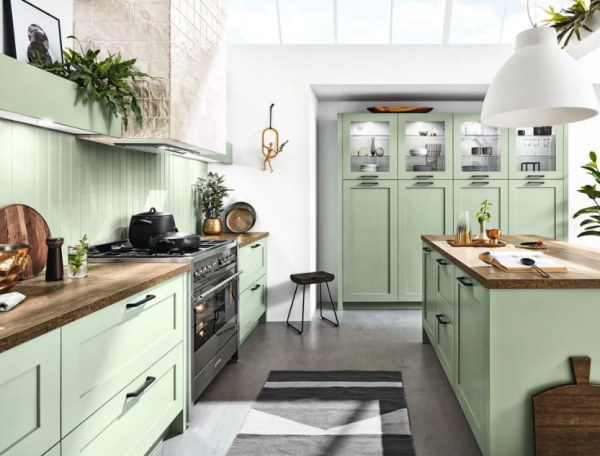 Dapur dengan meja dapur bertema alam